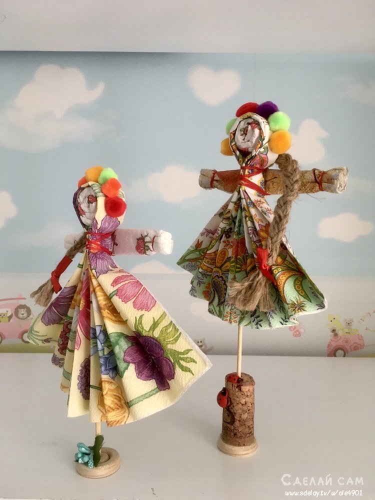 Оригинальные куклы-мотанки из салфеток своими руками