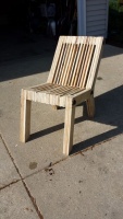 Деревянный стул из поддонов