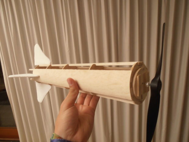 Модель самолета на резиновом приводе своими руками